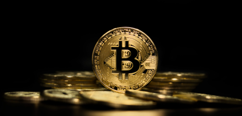 Cryptocurrency dan Implikasinya pada Bisnis